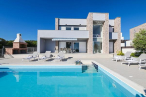 Villas Royal I with Private Pool